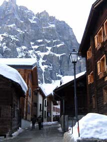 Heimat ist Schildchen in Leukerbad